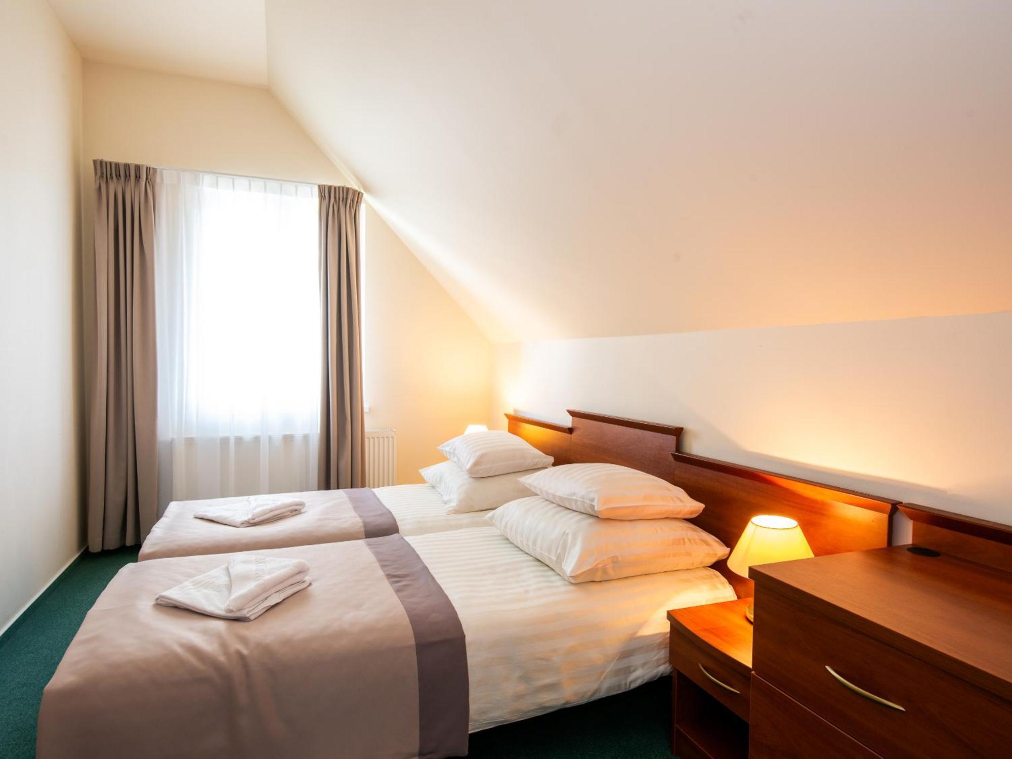 Hotel Rewita Miedzyzdroje - Galeon Esterno foto