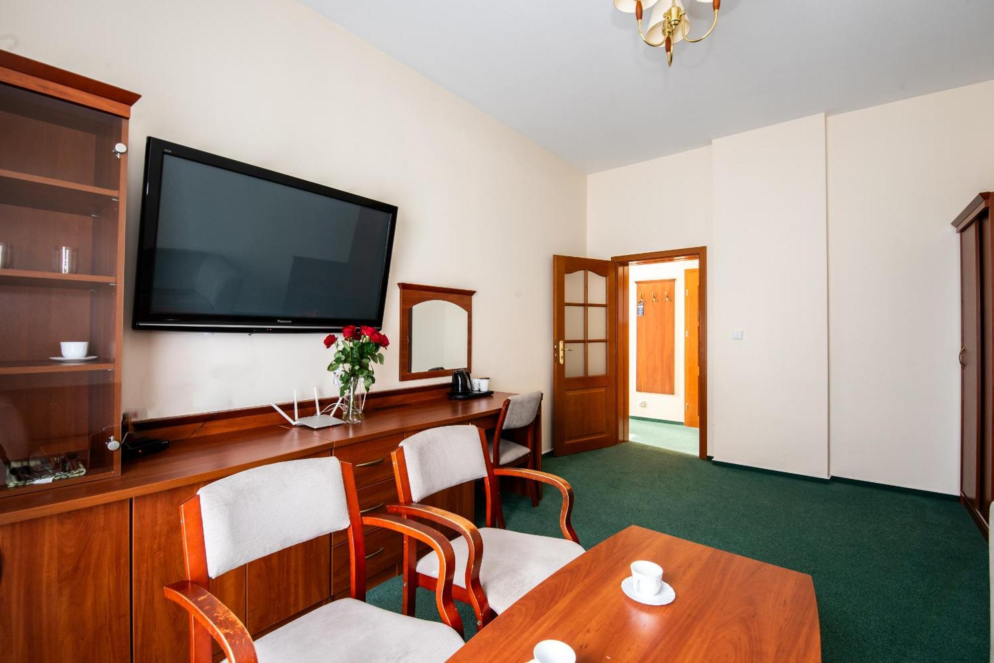 Hotel Rewita Miedzyzdroje - Galeon Esterno foto